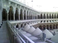 Video clip of the Haram Sharif and Ka'aba from the second floor balcony
