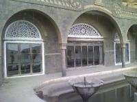 The qat rooms of the ruler and his wives